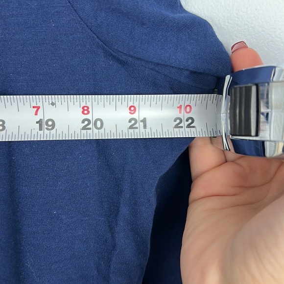 Torrid classic fit long sleeve tshirt with rose and Lightning graphic - Picture 6 of 8